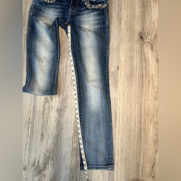 Miss Me  Jeans with‎ Embellished Details Signature Straight Size 27 - Picture 10 of 15